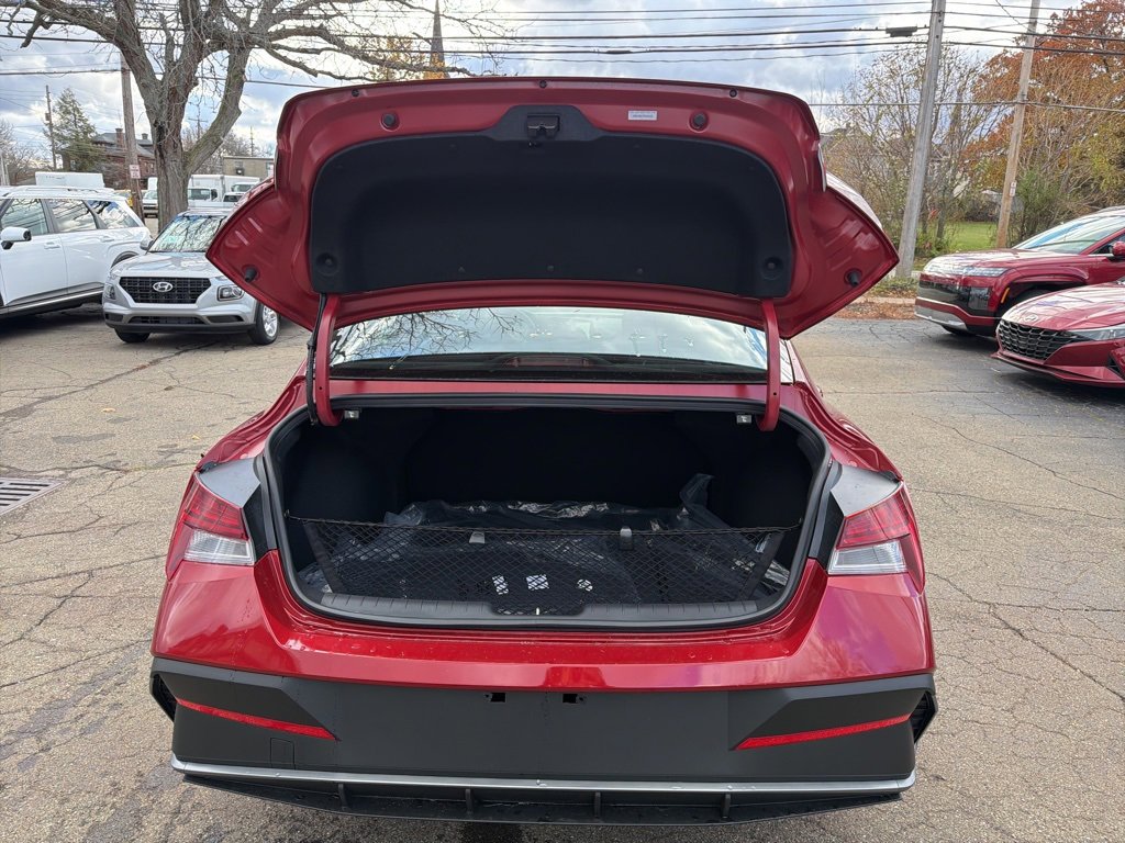 New 2026 Hyundai Elantra Sport image 16