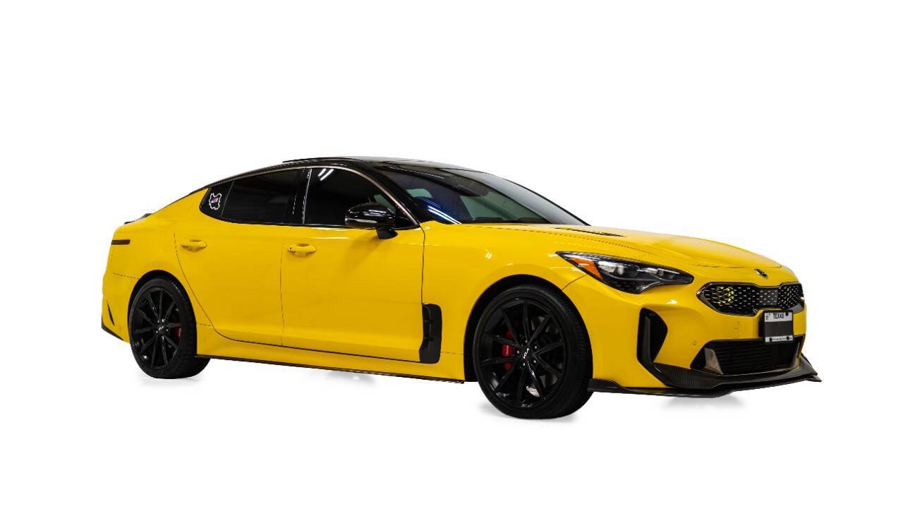 Used 2018 Kia Stinger GT2 AWD/4WD image 1