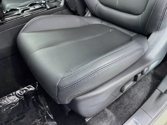 New 2026 Subaru Forester Premium AWD/4WD image 19