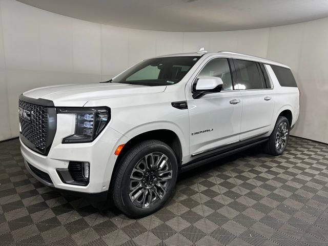 Used 2024 GMC Yukon XL Denali Ultimate image 7