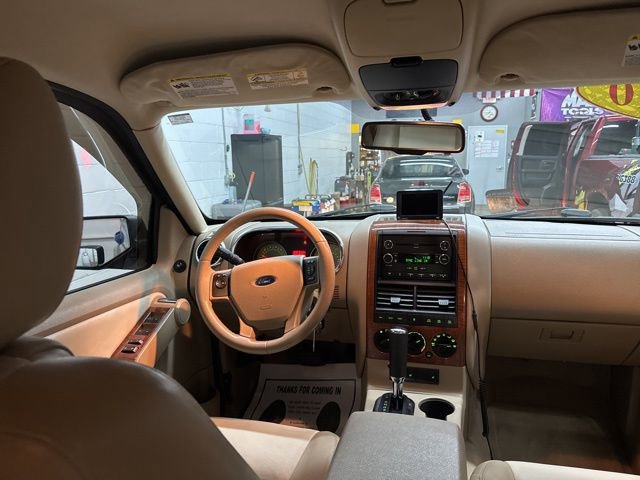 Used 2010 Ford Explorer Eddie Bauer image 21