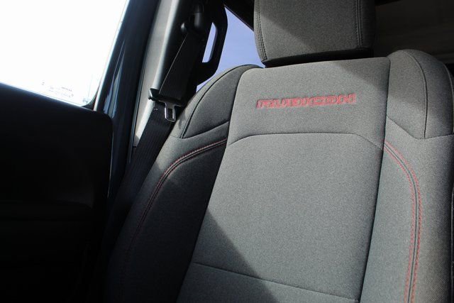 Used 2025 Jeep Wrangler Unlimited Rubicon image 24