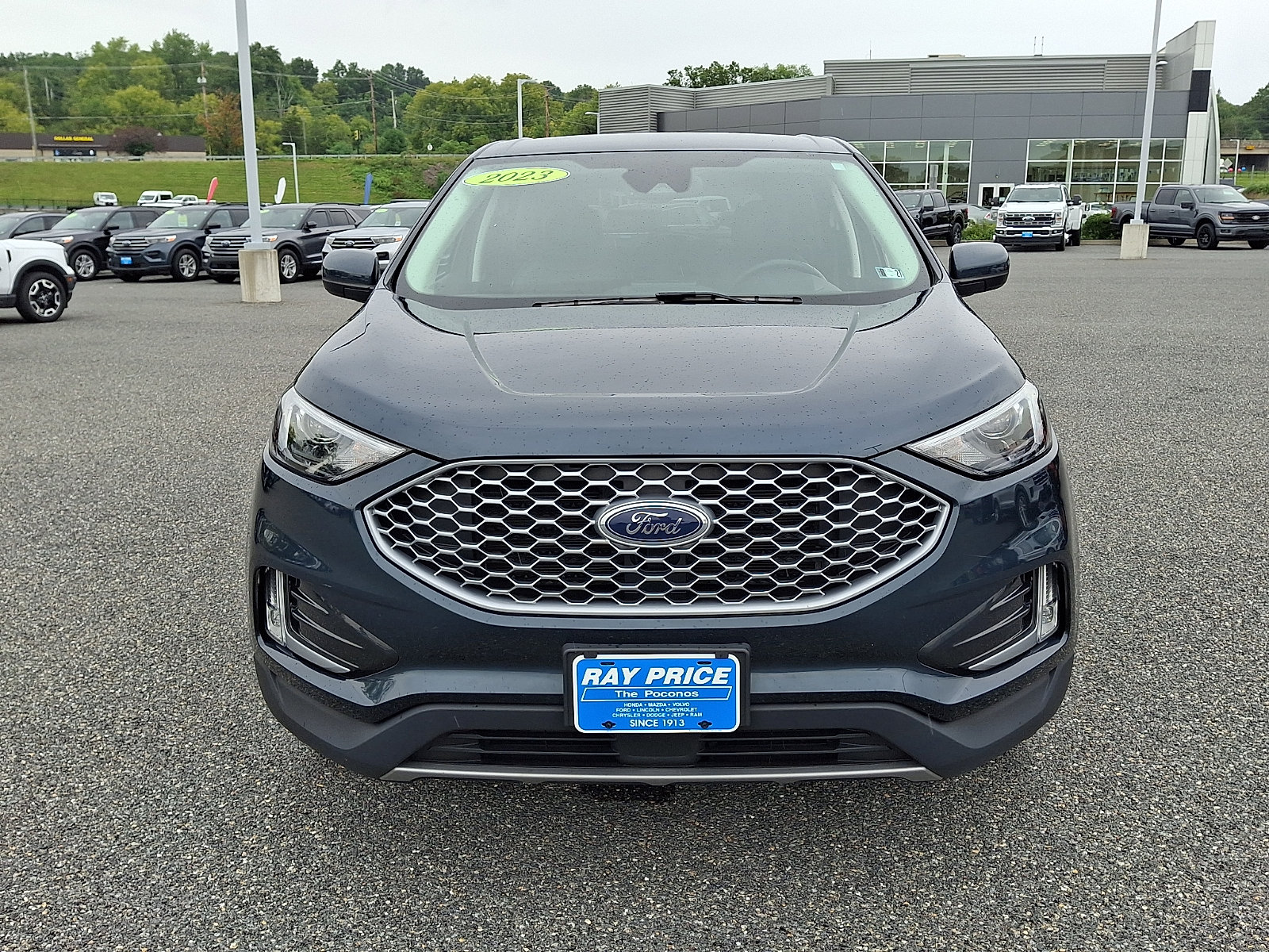 Certified 2023 Ford Edge SEL w/ Convenience Package AWD/4WD image 2