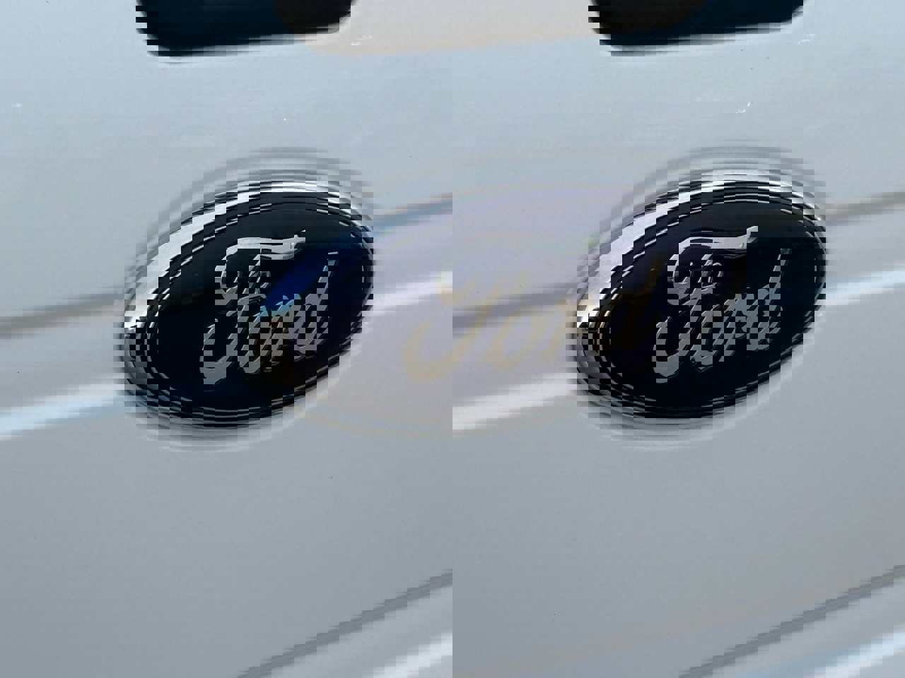 Used 2013 Ford F150 XLT w/ XLT Chrome Pkg image 8