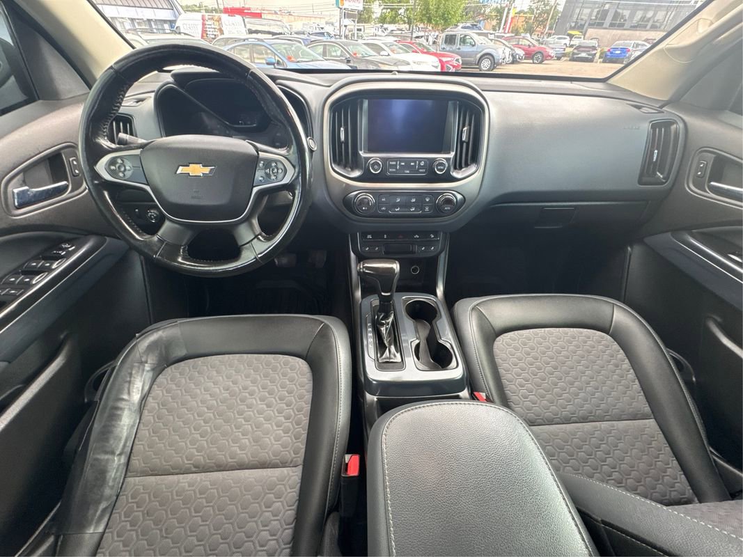 Used 2017 Chevrolet Colorado Z71 image 29