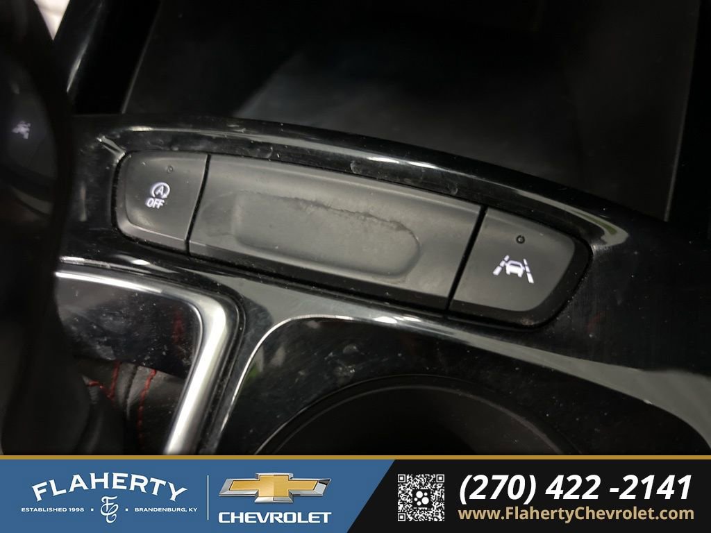 Used 2024 Chevrolet Trax RS image 30