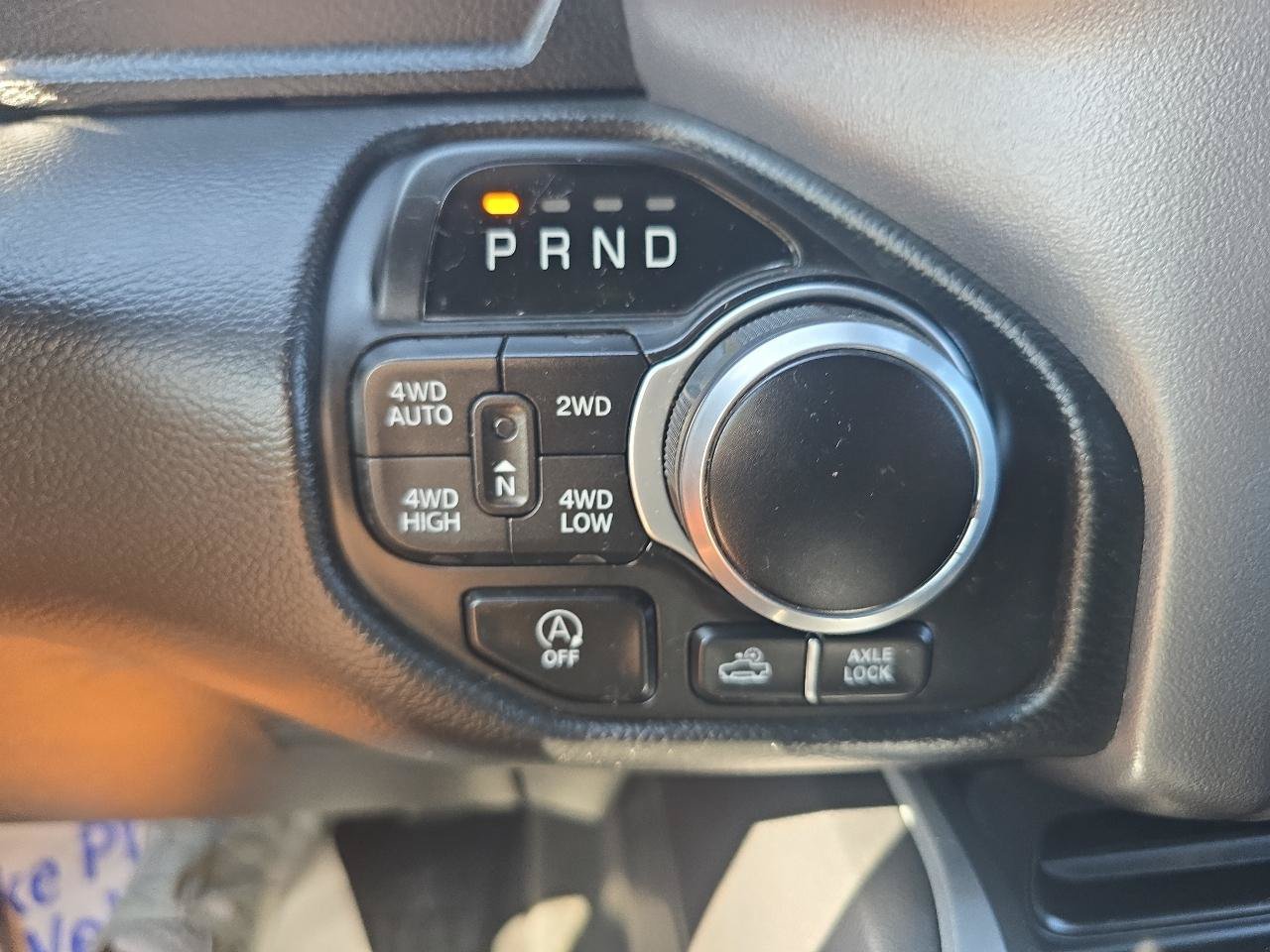 Used 2023 RAM 1500 Big Horn AWD/4WD image 31