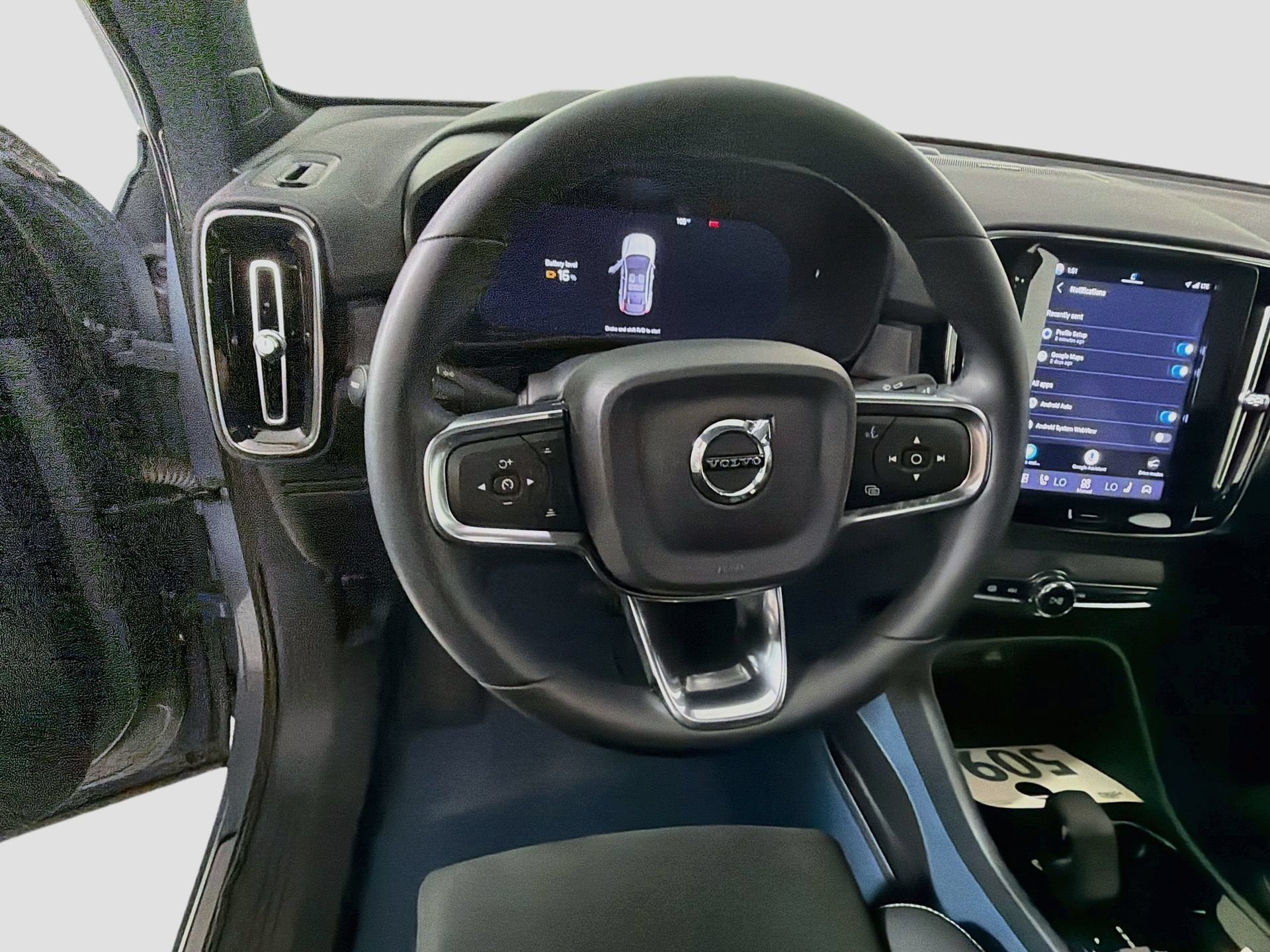 Certified 2023 Volvo C40 P8 Recharge Ultimate AWD/4WD image 11