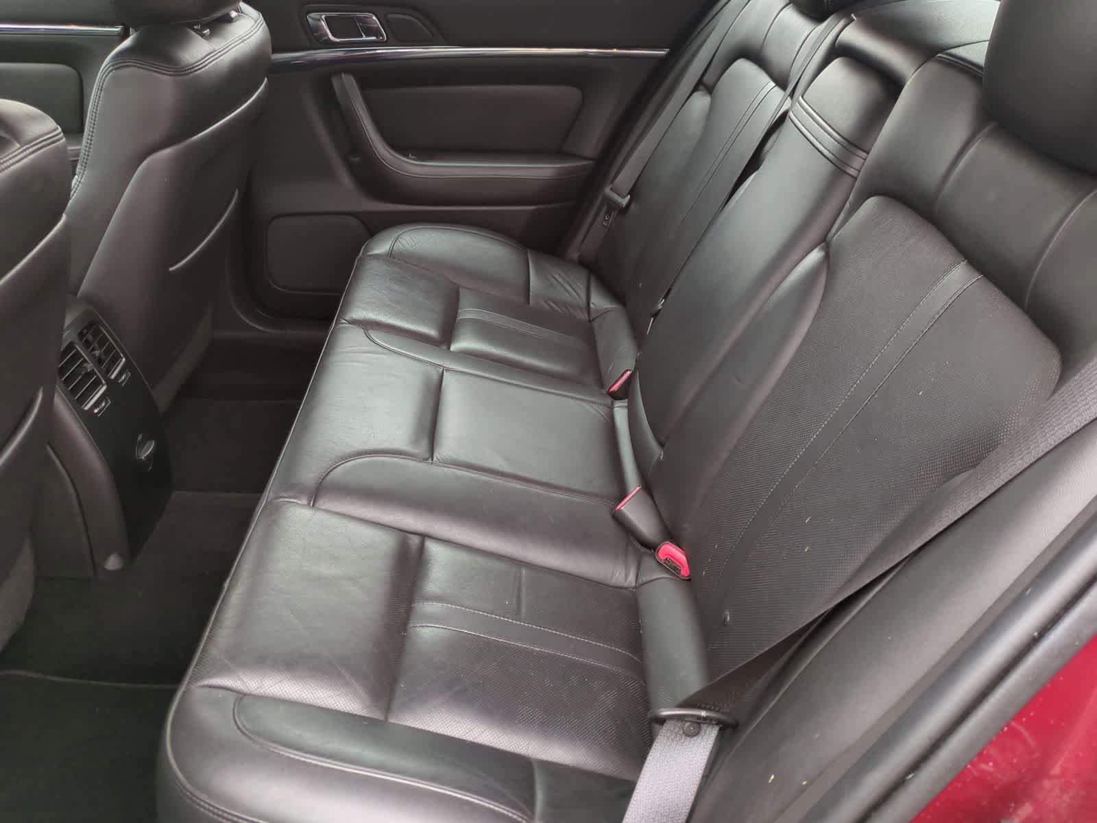 Used 2013 Lincoln MKS FWD image 19