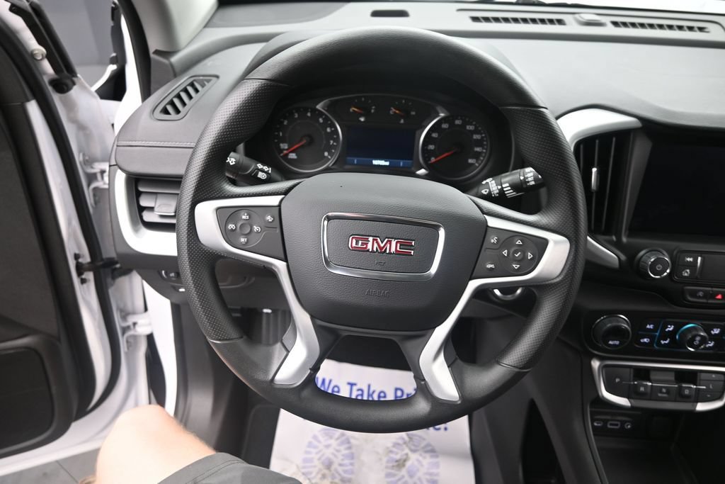 Used 2024 GMC Terrain SLE w/ Driver Convenience Package FWD image 25