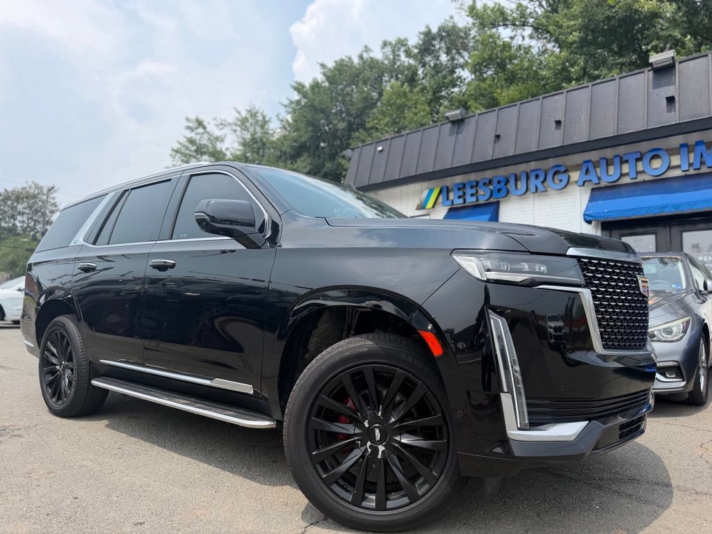 Used 2021 Cadillac Escalade Premium Luxury w/ Driver Assist Tech Package AWD/4WD image 2