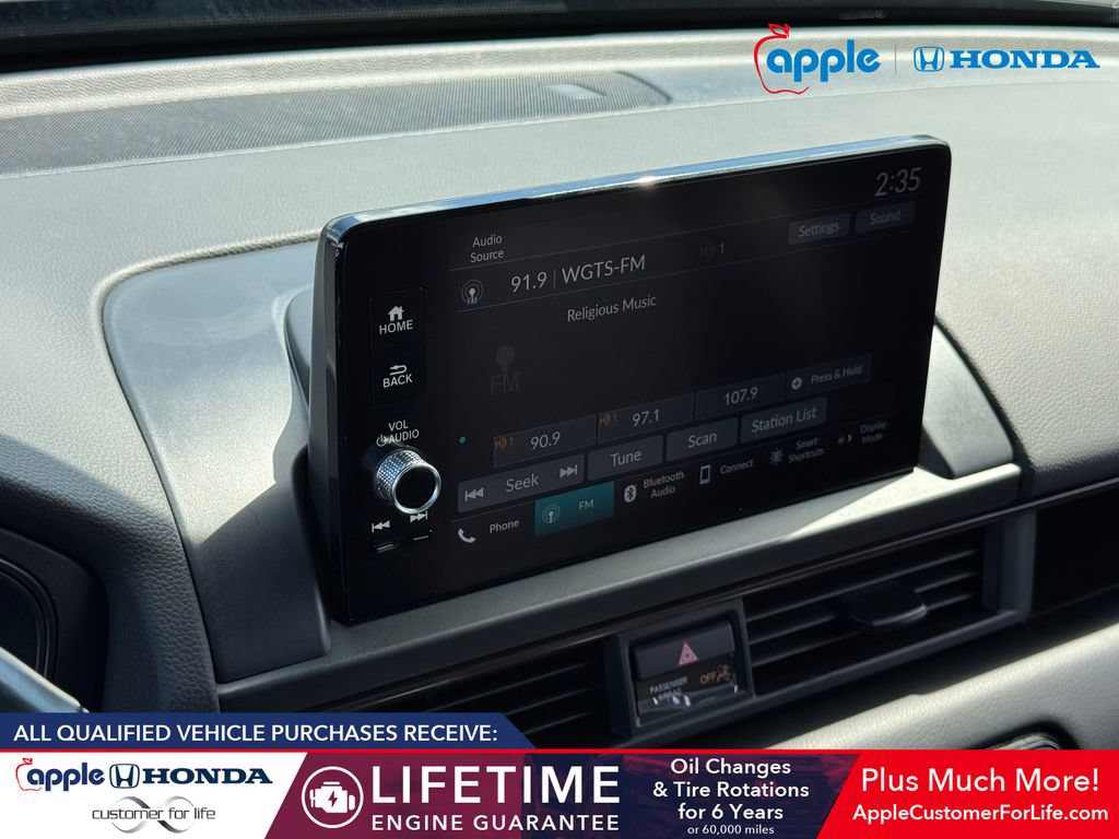 Used 2025 Honda Pilot TrailSport image 12