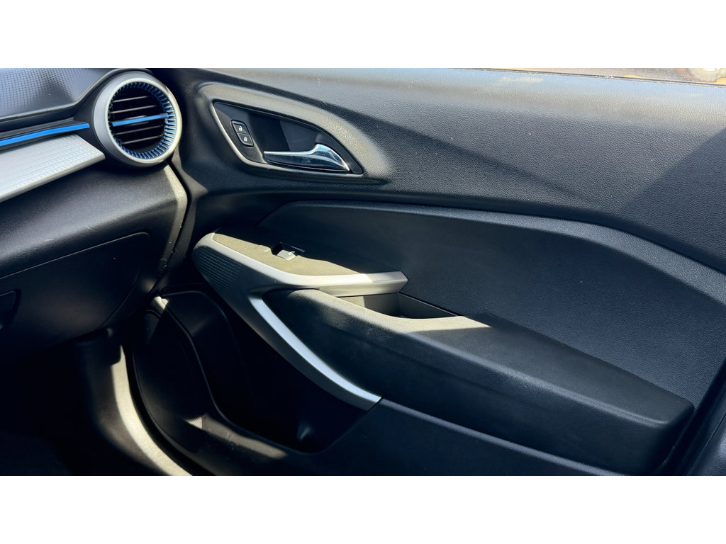 Certified 2024 Chevrolet Trax LS w/ LS Convenience Package FWD image 18