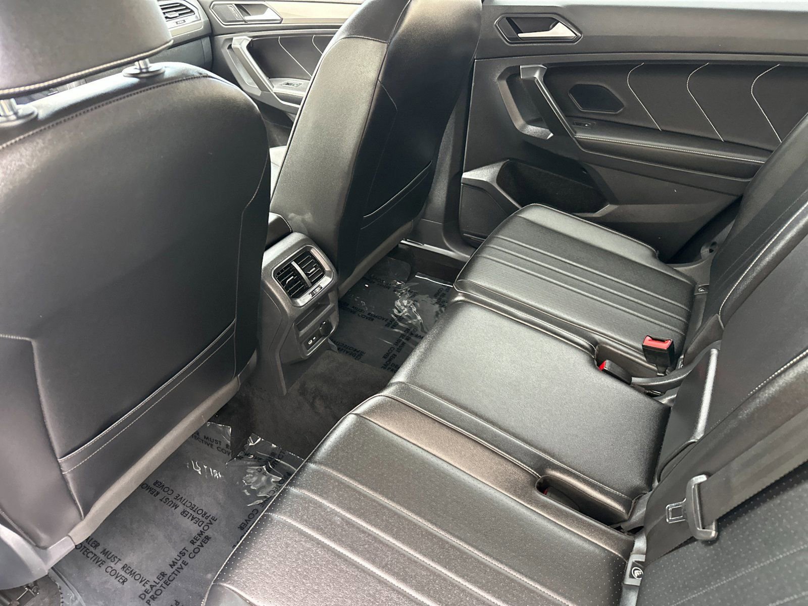 Used 2022 Volkswagen Tiguan SE FWD image 13