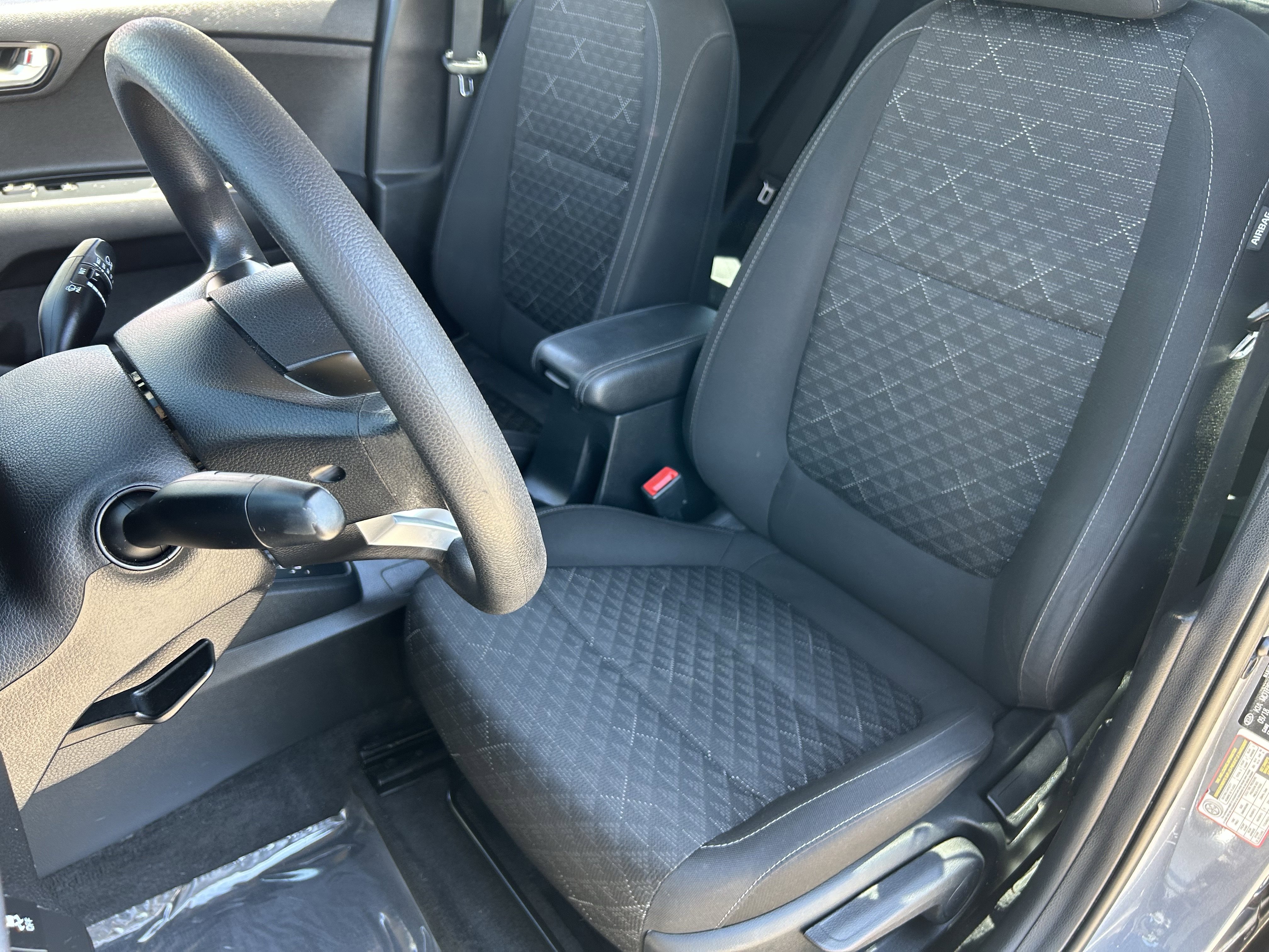Used 2019 Kia Rio S image 19