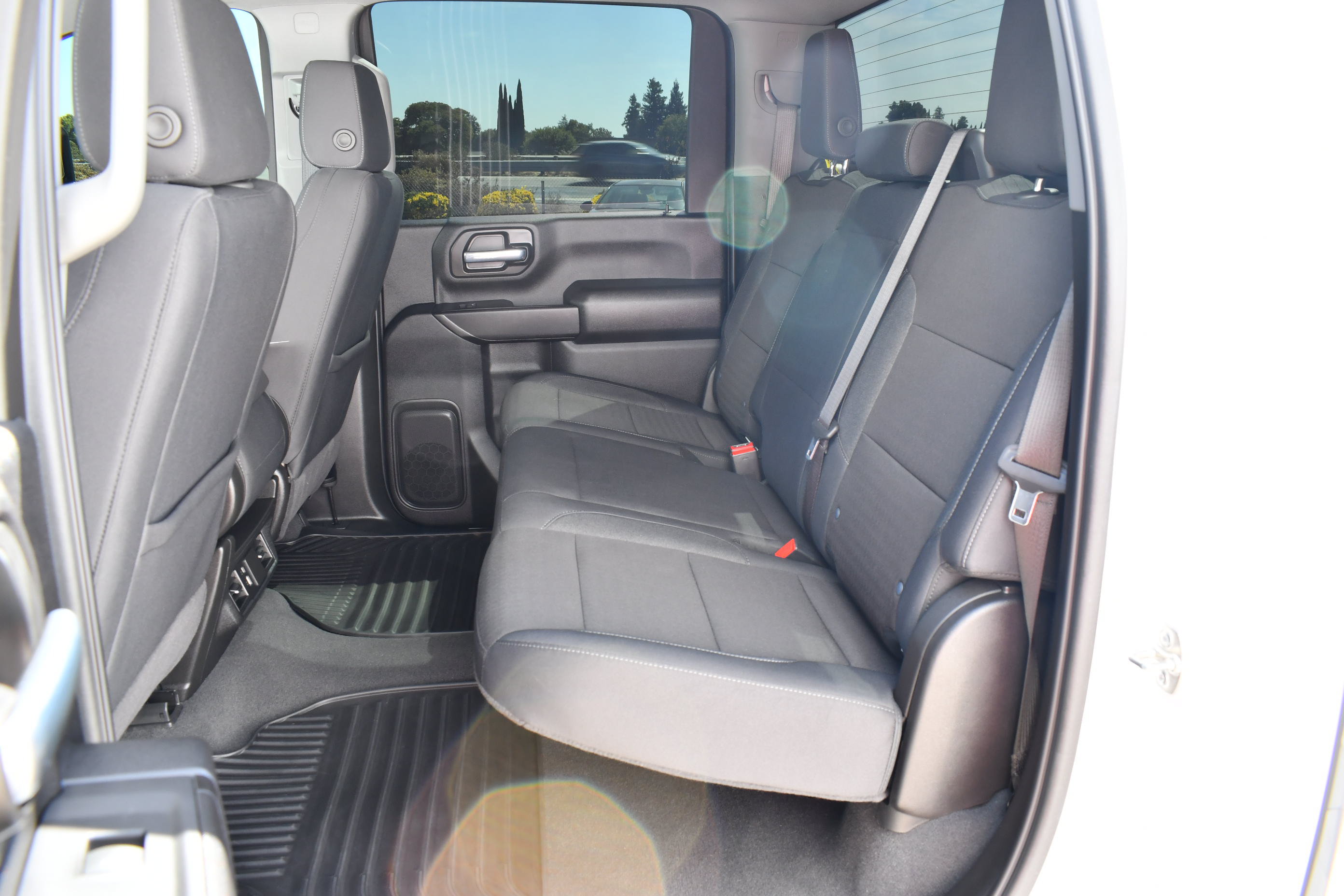 Used 2025 Chevrolet Silverado 2500 Custom w/ Custom Value Package AWD/4WD image 18