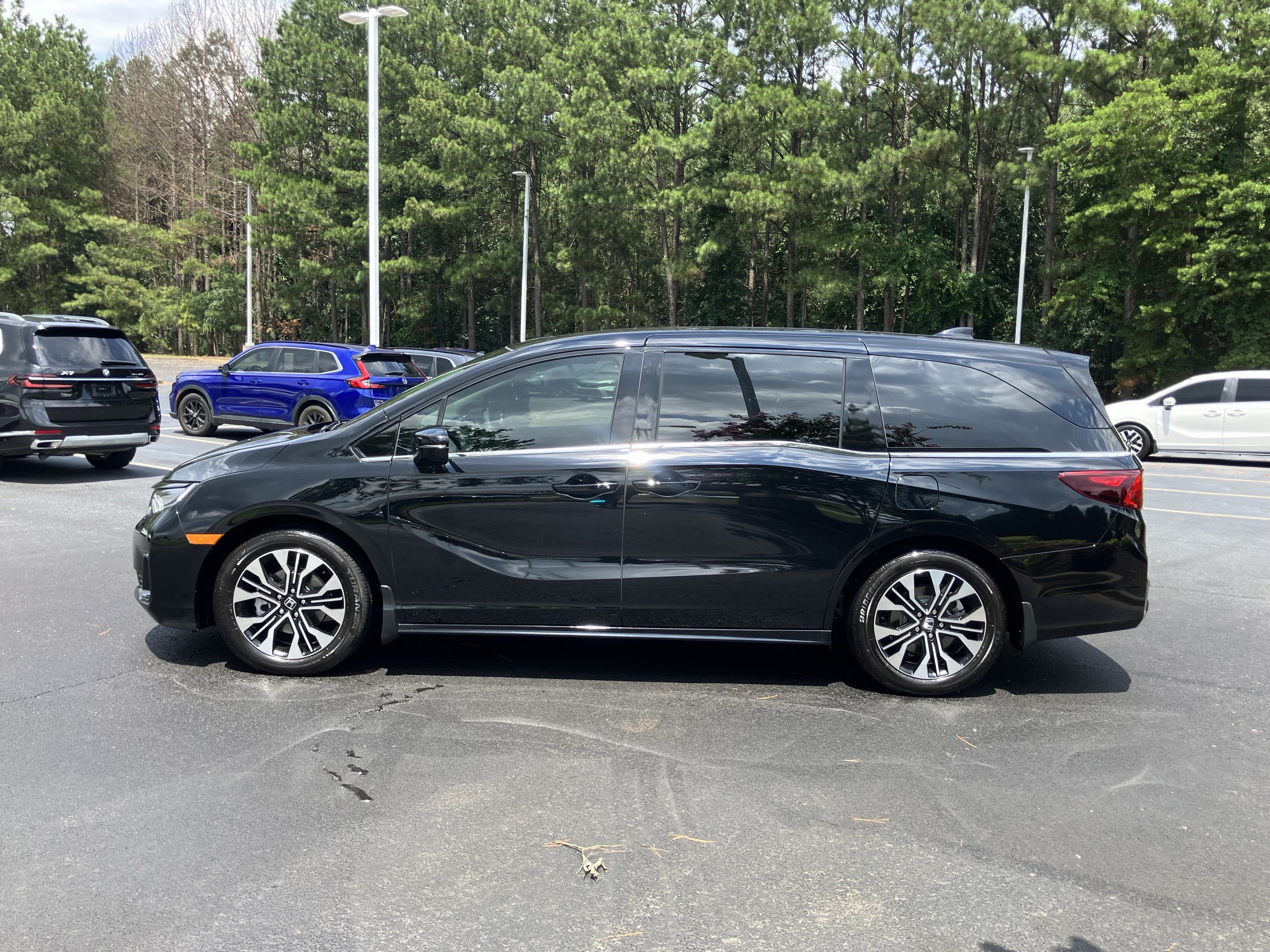 Used 2026 Honda Odyssey Elite image 7