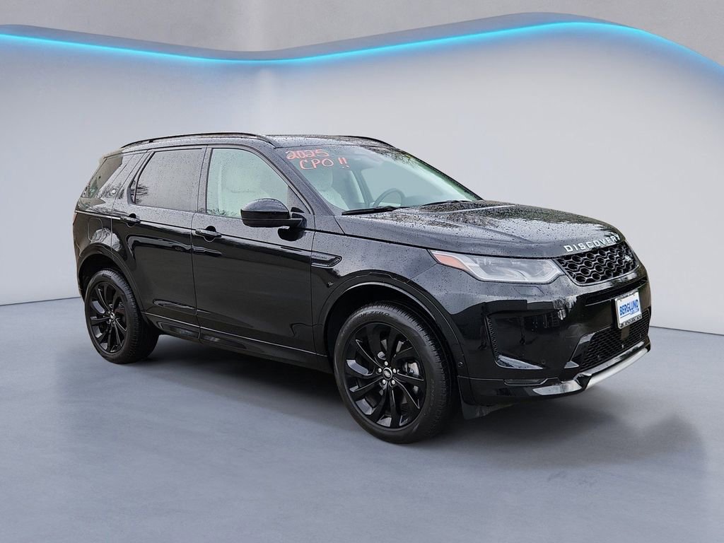 Used 2025 Land Rover Discovery Sport S image 3