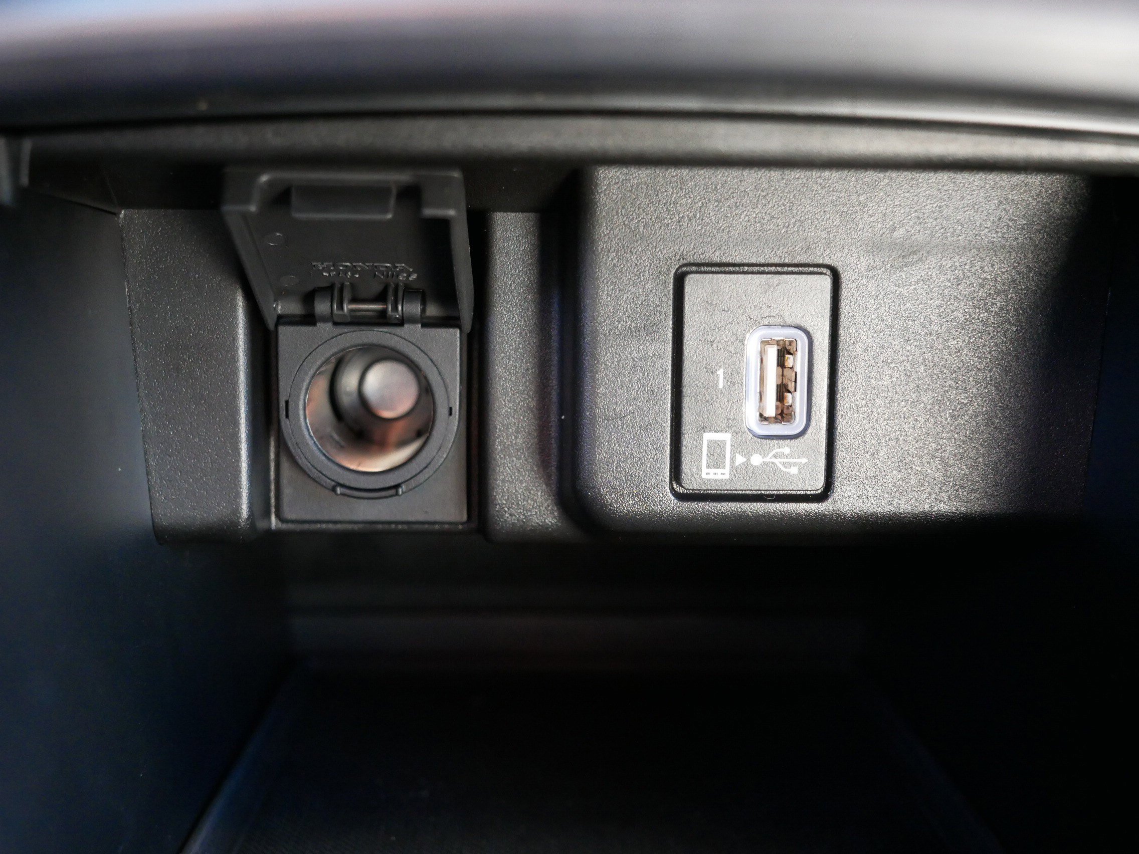 Used 2019 Honda Accord EX image 31