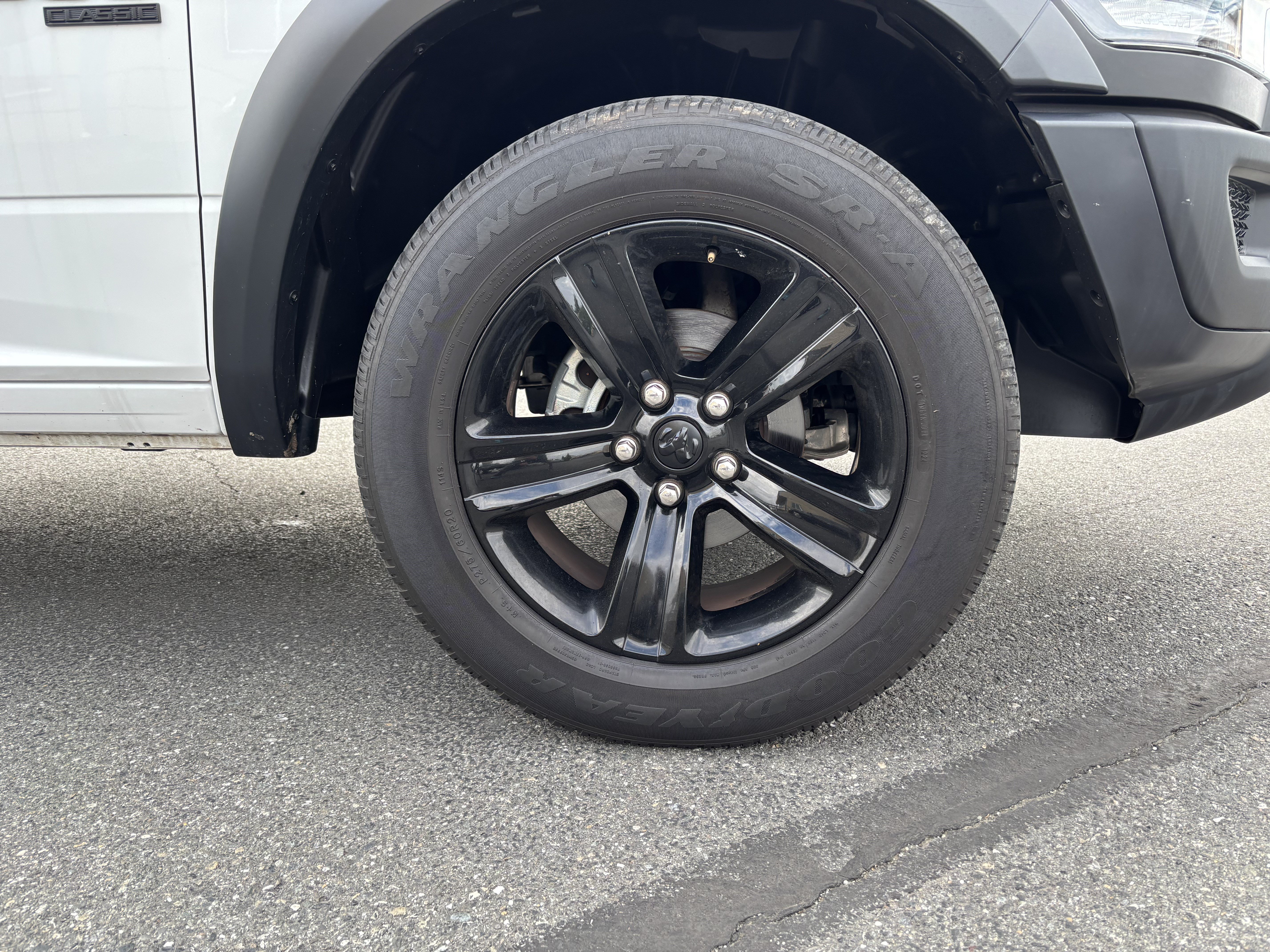 Used 2024 RAM 1500 Warlock AWD/4WD image 9