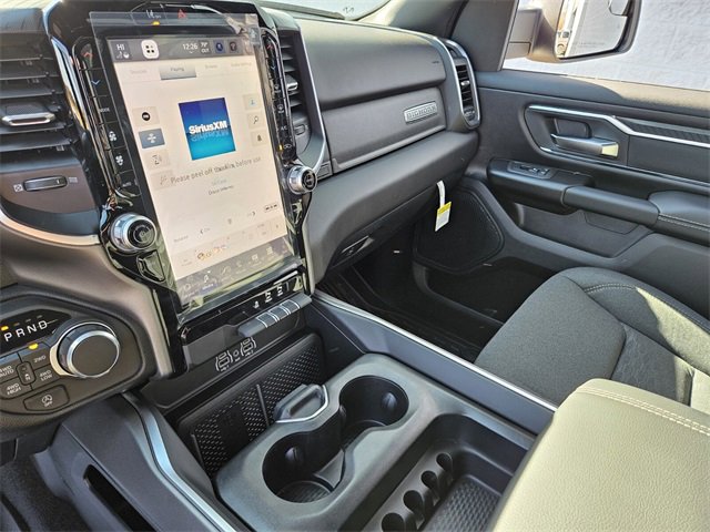 New 2026 RAM 1500 4x4 Crew Cab image 9