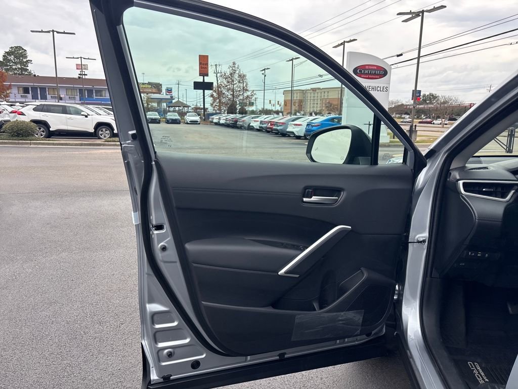 New 2026 Toyota Corolla Cross XLE image 10