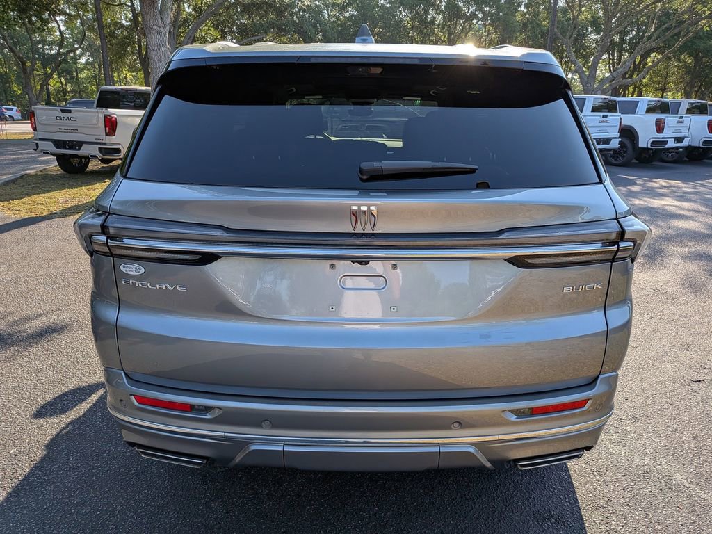Used 2025 Buick Enclave Avenir w/ Super Cruise Package FWD image 5
