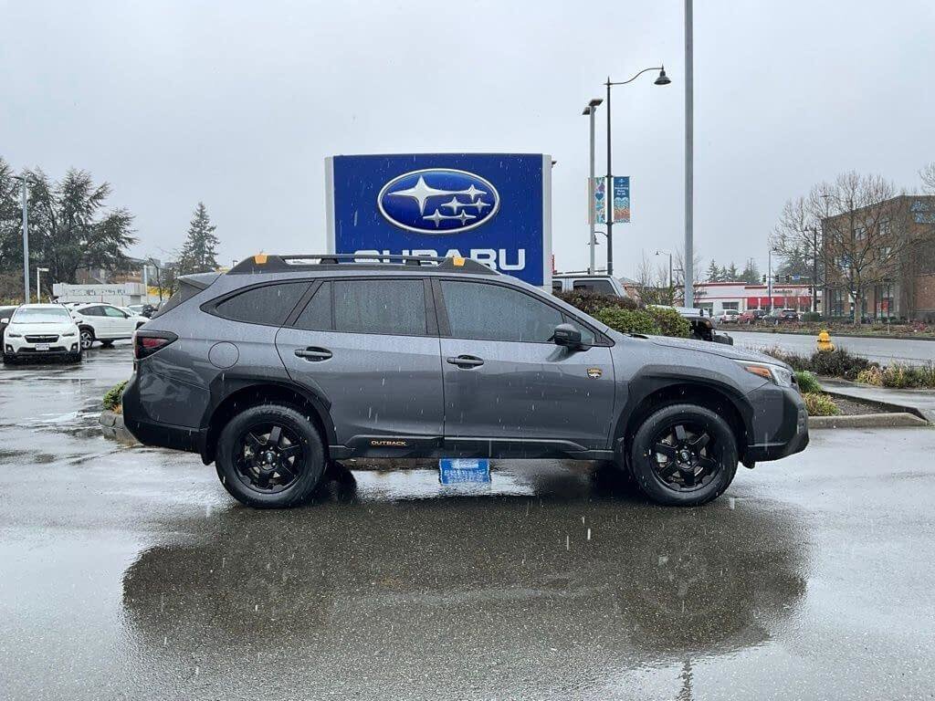 Used 2022 Subaru Outback Wilderness image 9