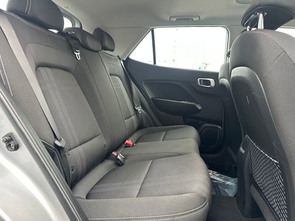 Used 2023 Hyundai Venue SEL w/ Cargo Package image 24