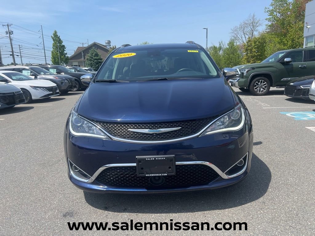 Used 2020 Chrysler Pacifica Limited FWD image 2