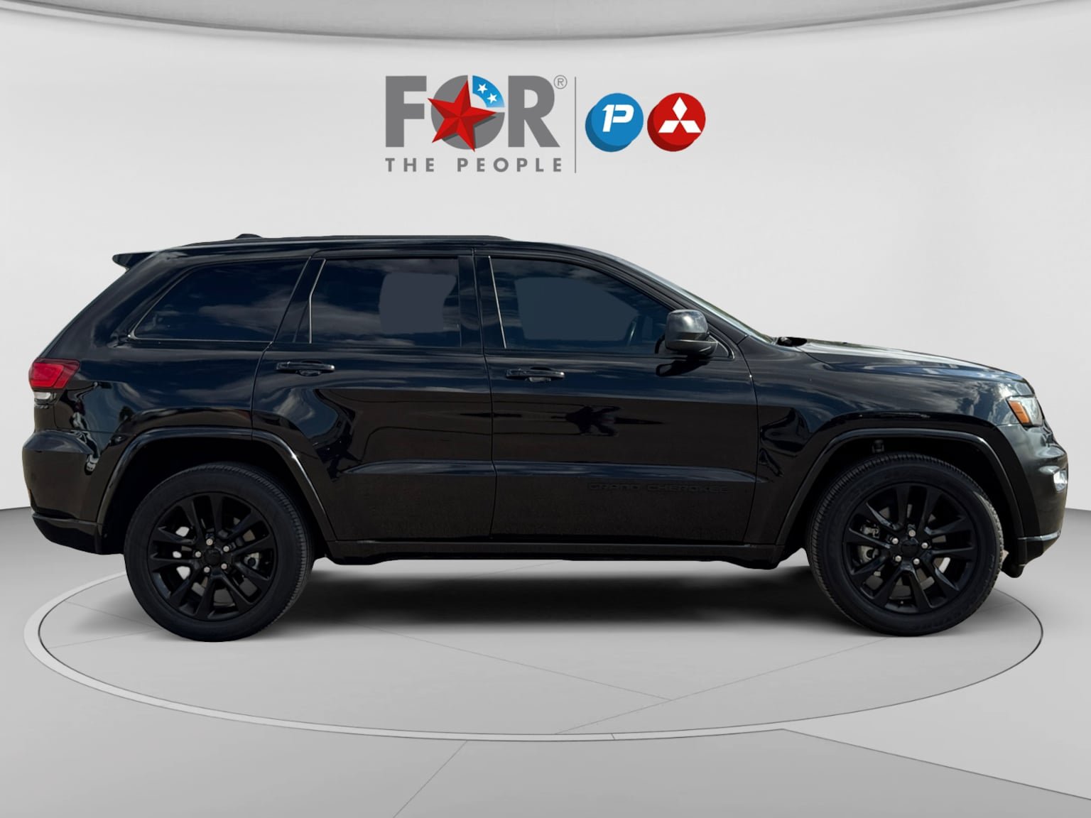 Used 2021 Jeep Grand Cherokee Laredo X RWD image 6