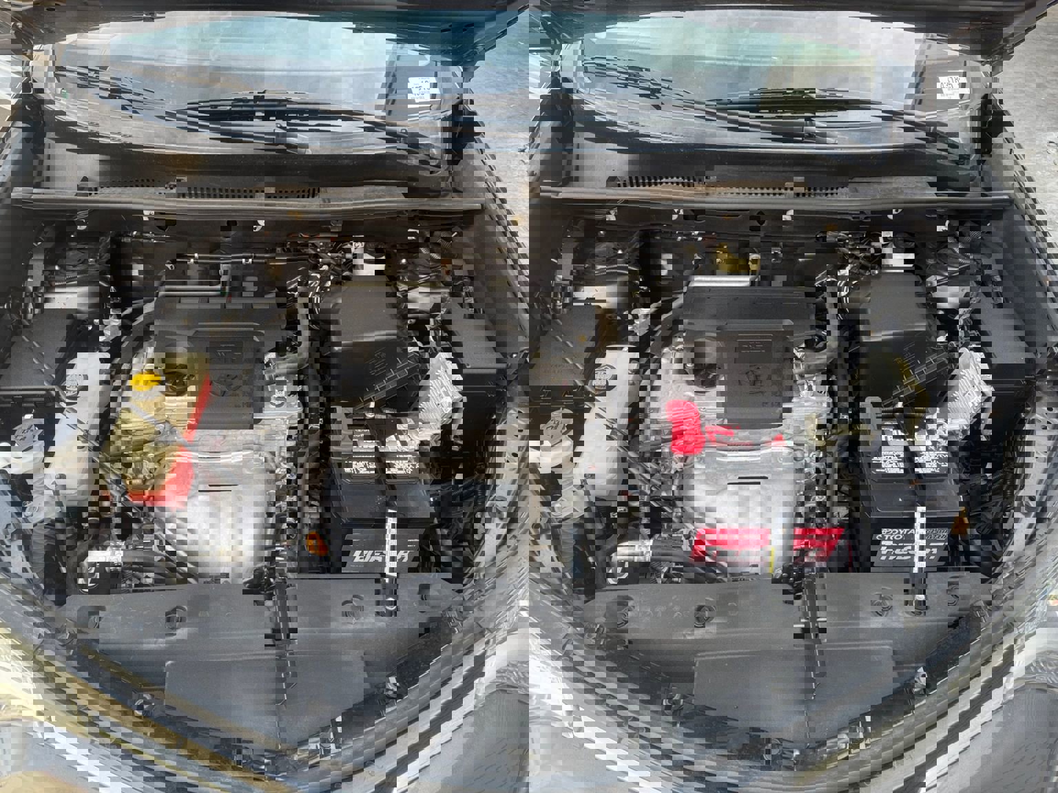 Used 2018 Toyota RAV4 LE w/ Carpet Mat Package image 7