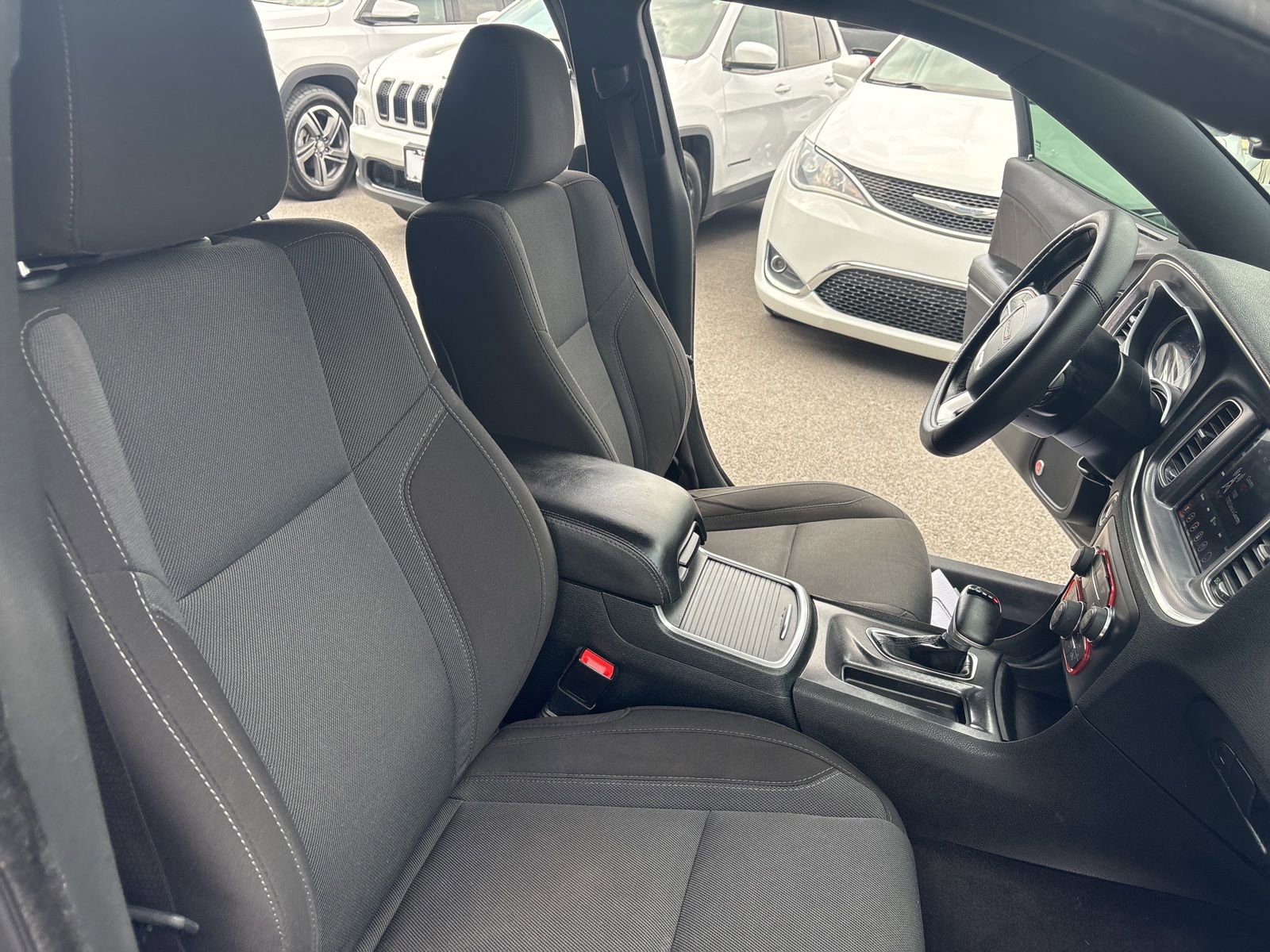 Used 2017 Dodge Charger SXT w/ Rallye Group RWD image 18