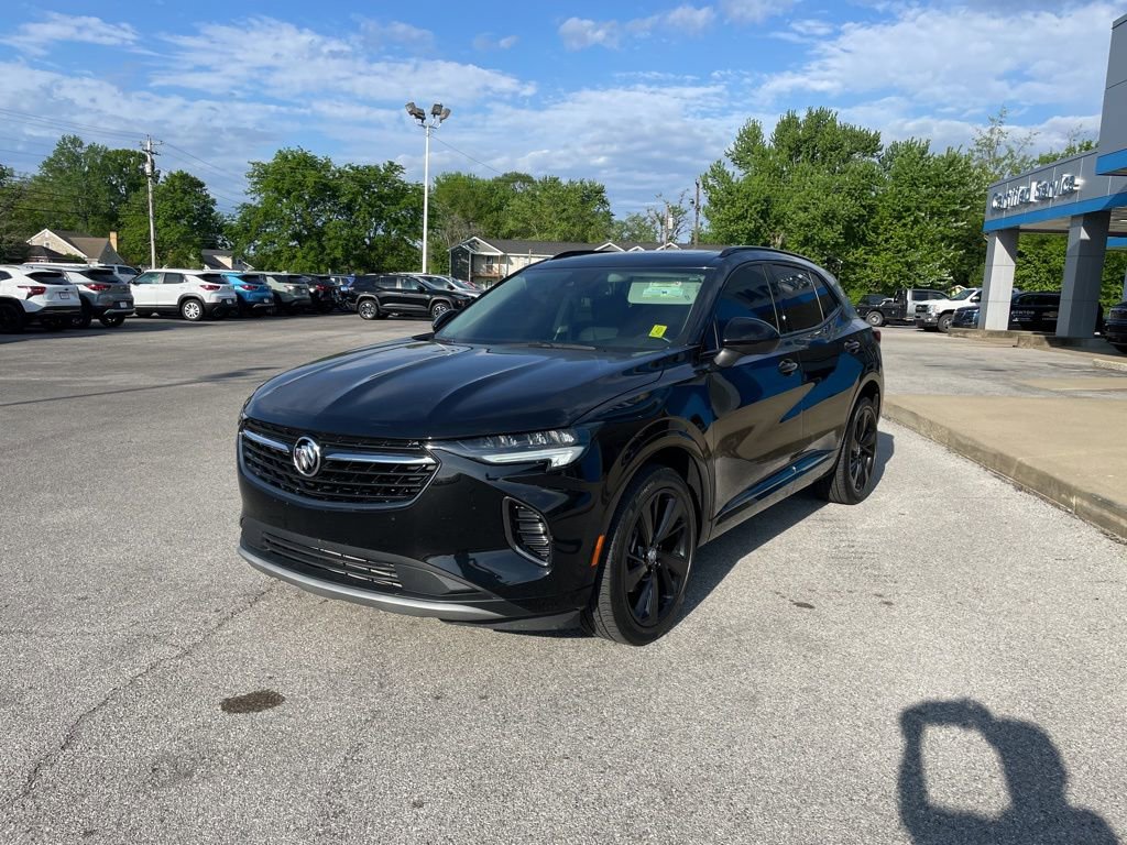 Used 2022 Buick Envision Essence w/ Sport Touring Package image 4