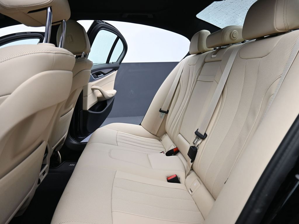 Used 2023 BMW 530i xDrive w/ Convenience Package AWD/4WD image 15