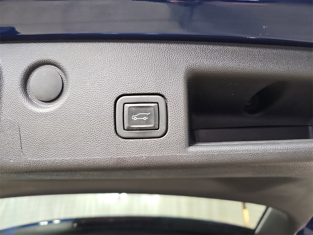 Certified 2023 Chevrolet Equinox RS image 17