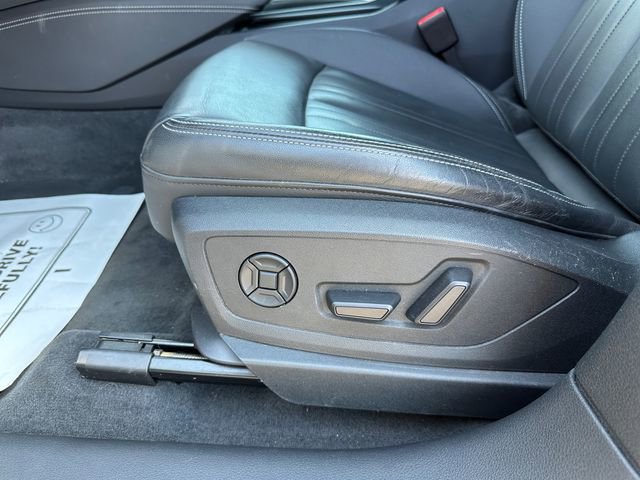 Used 2021 Audi e-tron Premium w/ Convenience Plus Package AWD/4WD image 20