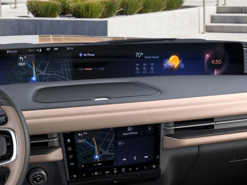 New 2026 Lincoln Navigator Black Label AWD/4WD image 14