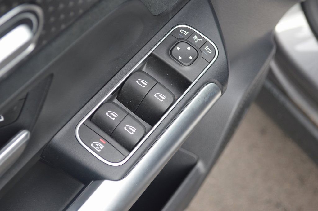 Certified 2025 Mercedes-Benz GLA 250 GLA 250 image 13