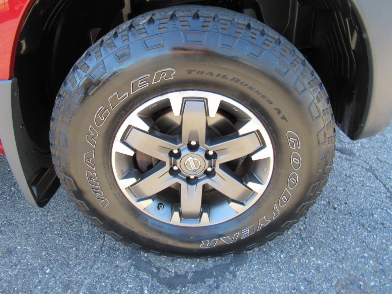 Used 2015 Nissan Xterra PRO-4X image 9