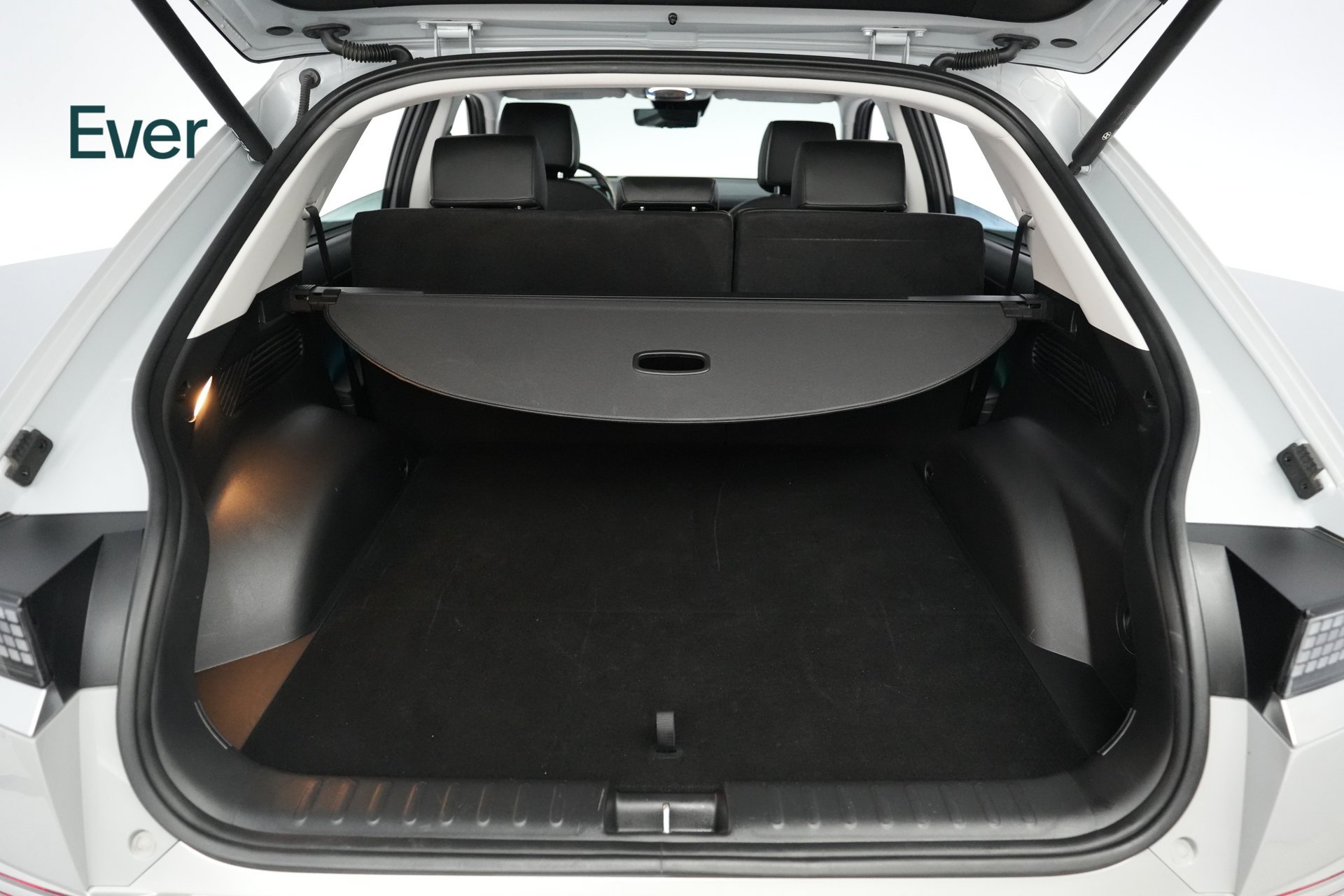 Used 2024 Hyundai Ioniq 5 Limited RWD image 8