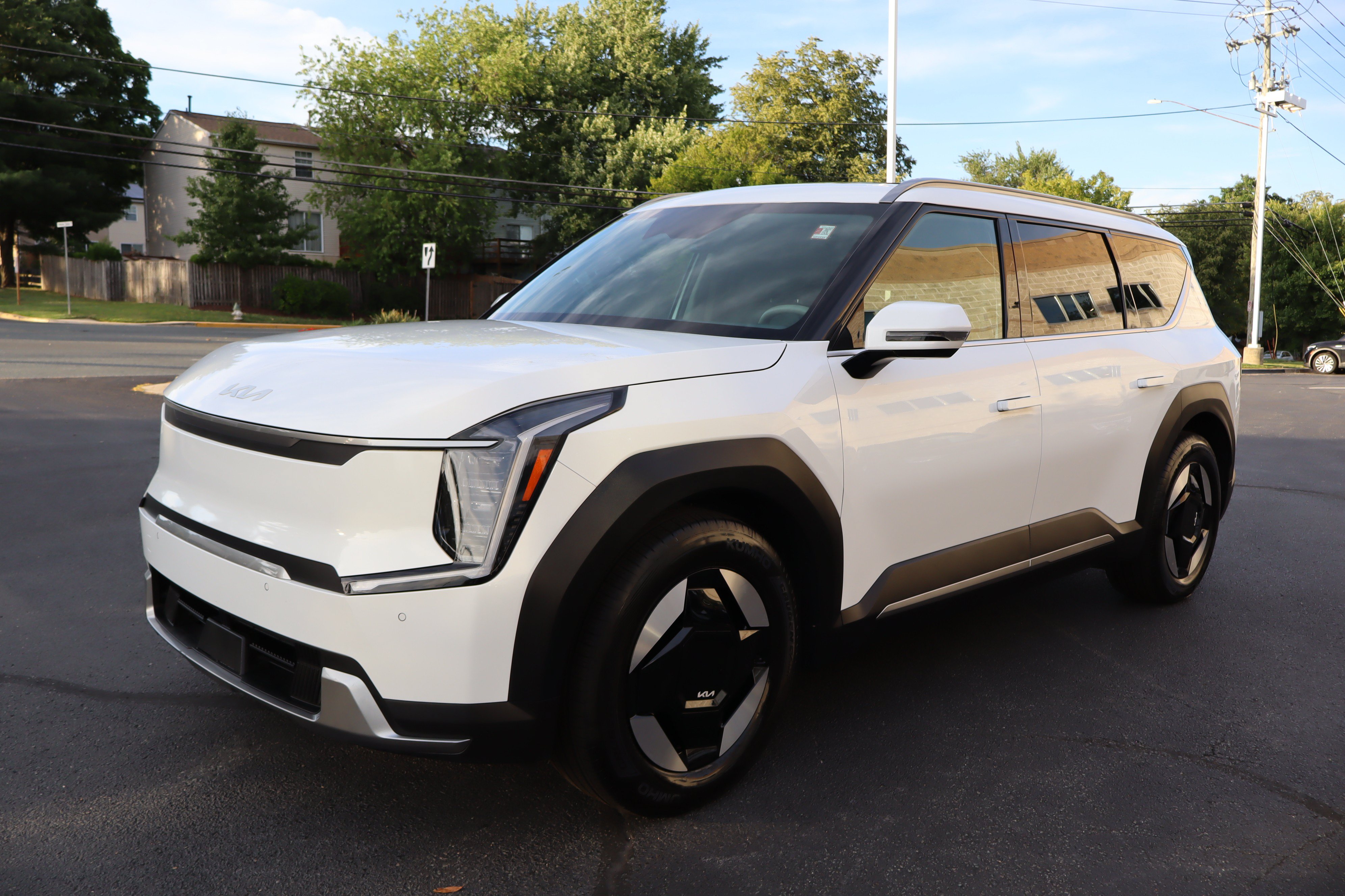 Certified 2024 Kia EV9 Wind AWD/4WD image 8