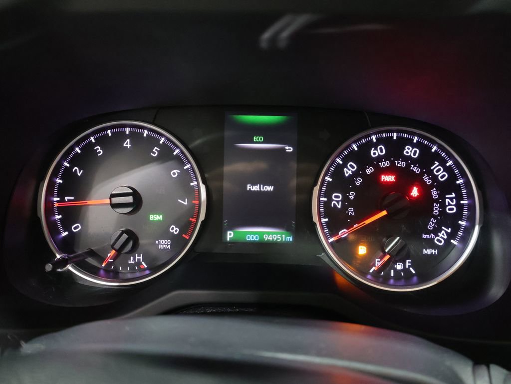 Used 2019 Toyota RAV4 XLE w/ Convenience Package image 39