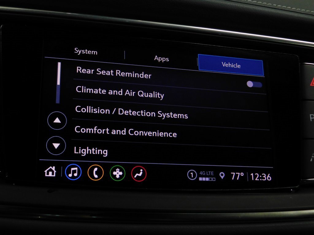 Used 2024 Buick Enclave Essence image 61