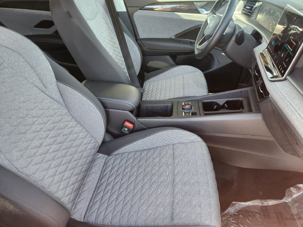 New 2026 Volkswagen Tiguan S AWD/4WD image 4