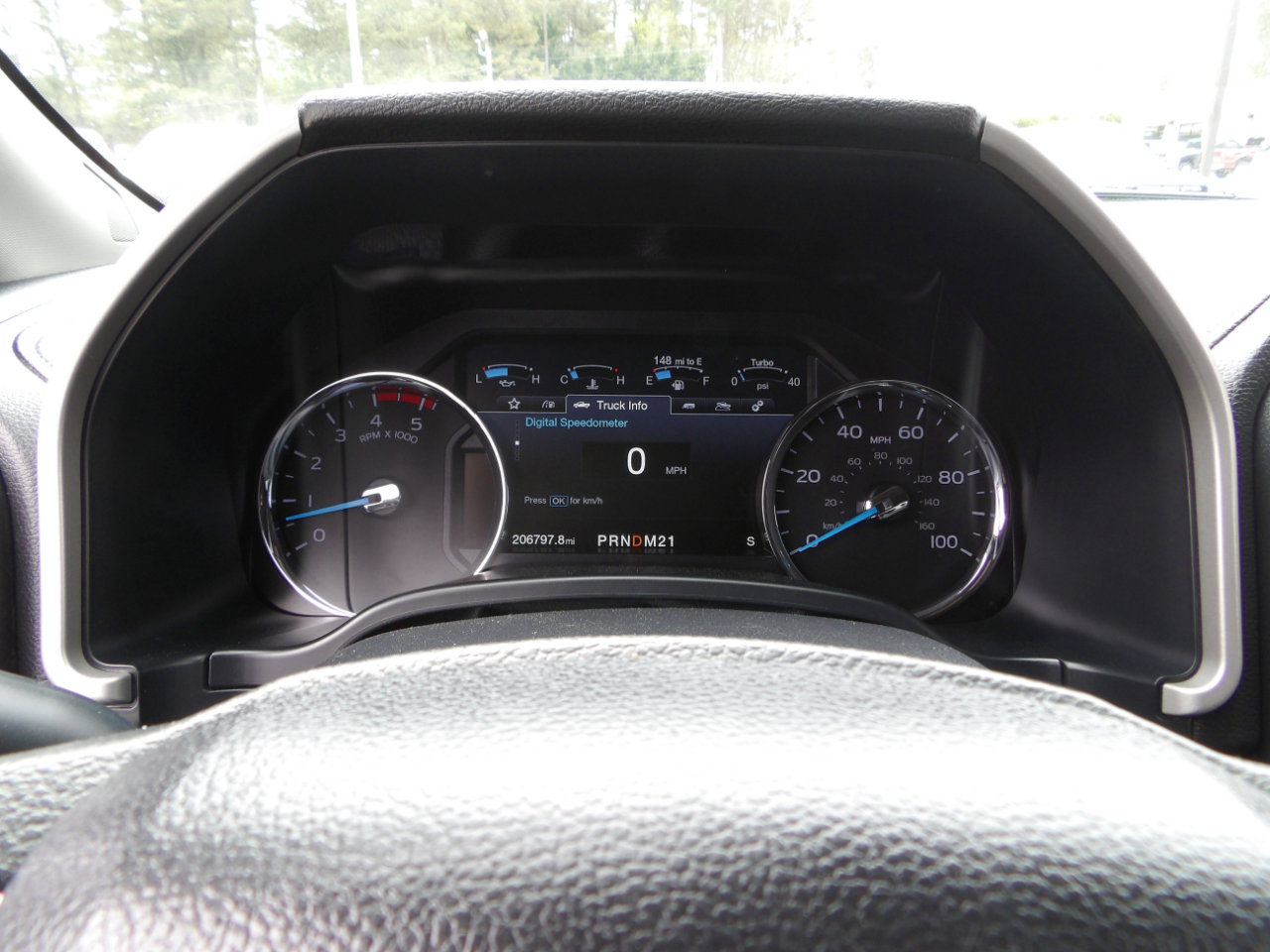 Used 2017 Ford F250 Lariat w/ Lariat Value Package image 19