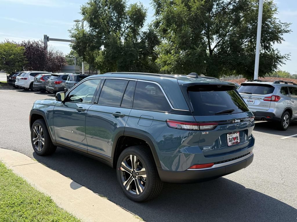 New 2027 Jeep Grand Cherokee Limited AWD/4WD image 6
