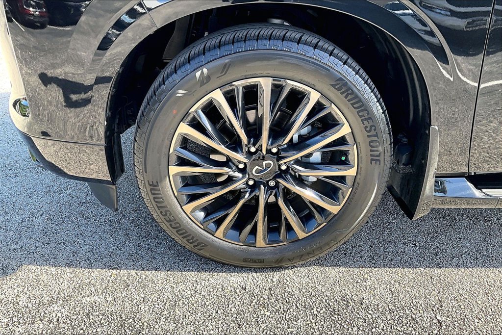 Used 2026 INFINITI QX80 Autograph w/ Premium Cargo Package AWD/4WD image 11