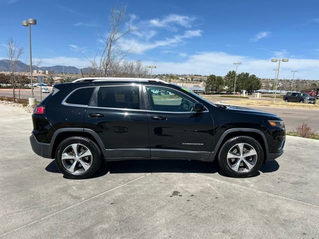 Used 2019 Jeep Cherokee Limited w/ Technology Group image 10