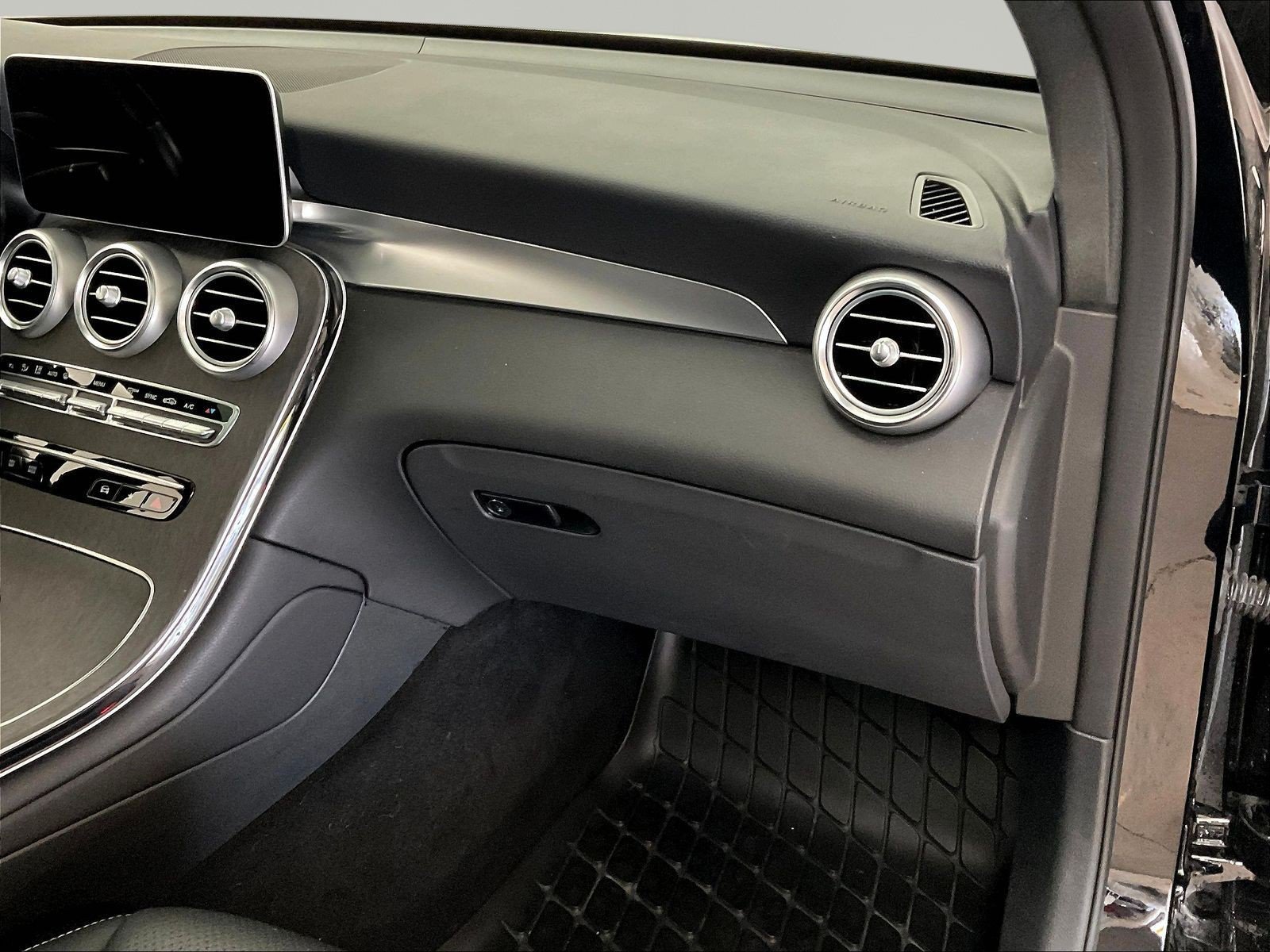 Certified 2022 Mercedes-Benz GLC 300 4MATIC image 26